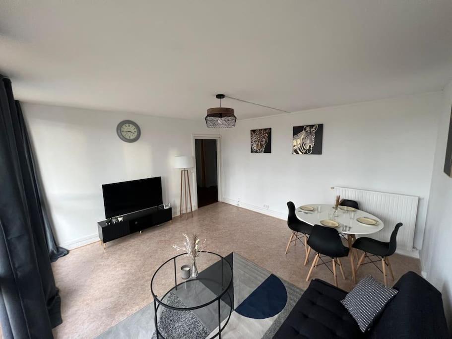Ferienwohnung Appt T3, 65 M2 Proche De Paris Méry-sur-Oise Exterior foto
