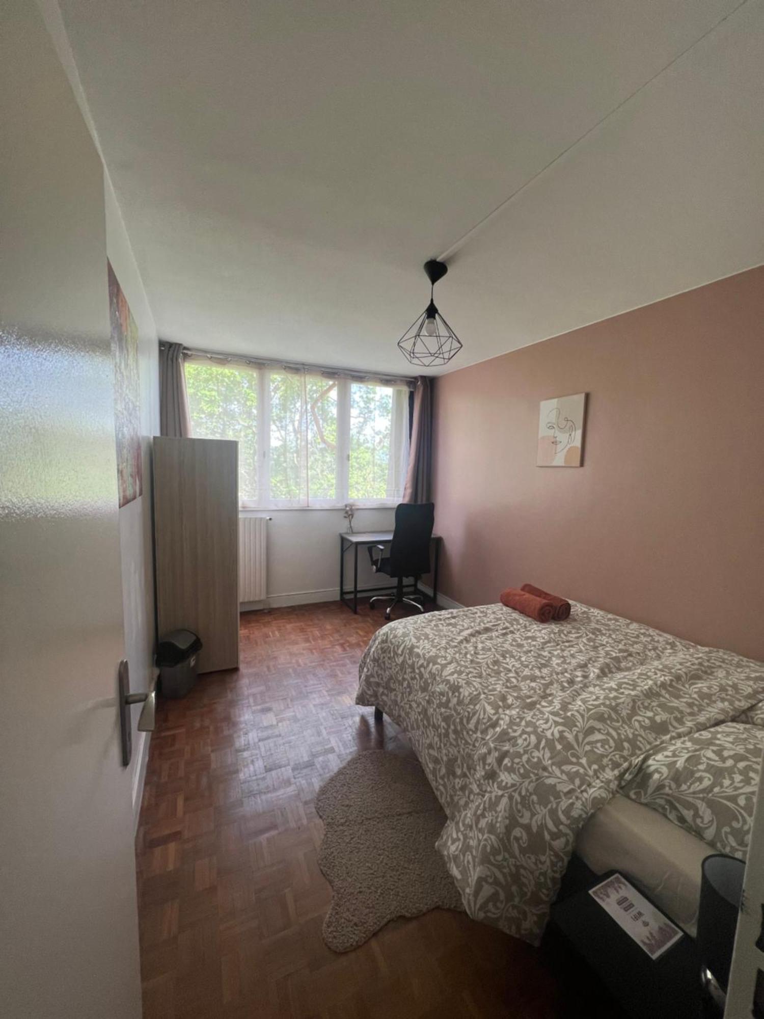 Ferienwohnung Appt T3, 65 M2 Proche De Paris Méry-sur-Oise Exterior foto
